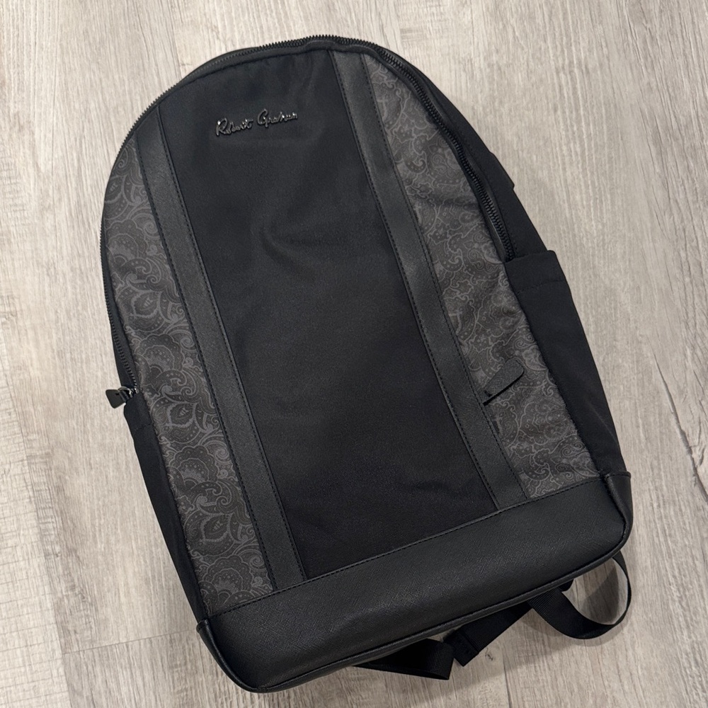 Robert Graham Black and Gray Backpack